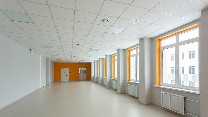 Строительство школы нового поколения на 1000 мест завершается в Советском районе