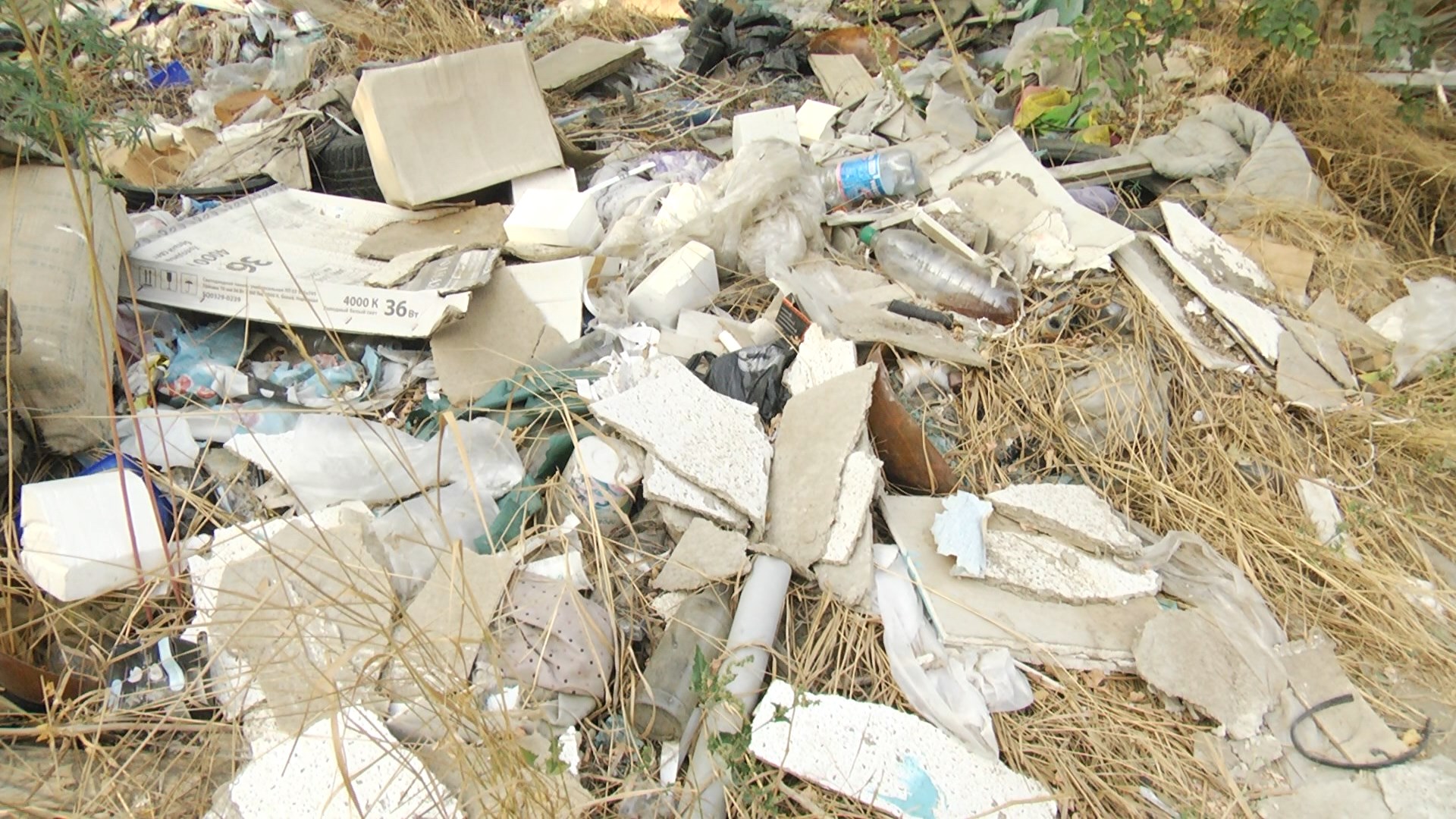 В Тракторозаводском районе Волгограда вывезут мусор со свалок