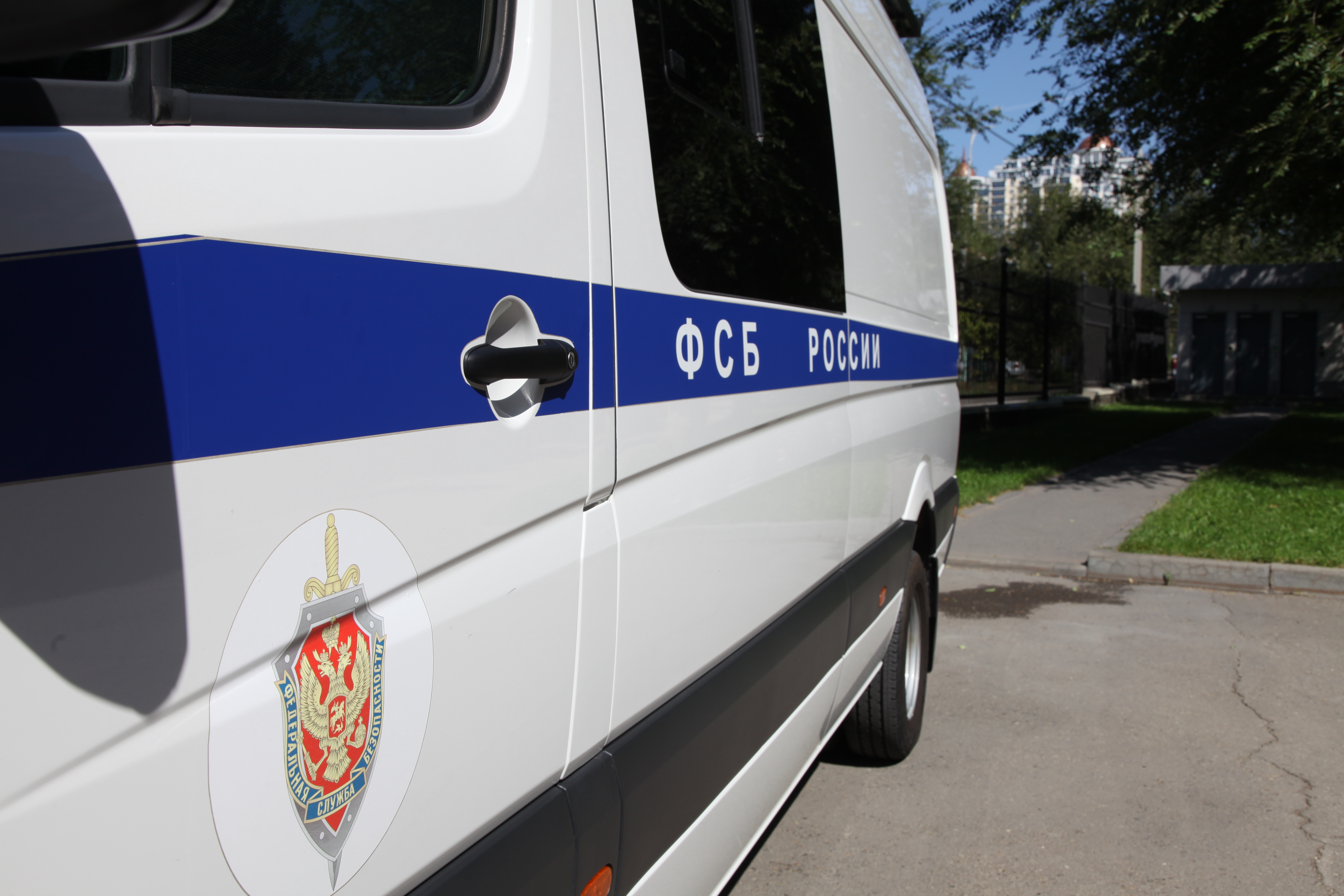 В Волгоградской области на границе с Казахстаном сотрудники ФСБ задержали более 100 человек