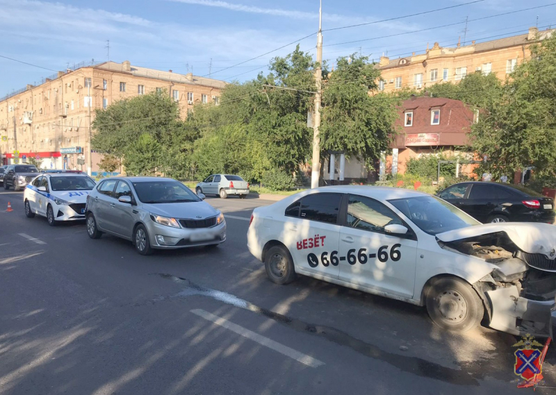 В Волгограде произошло массовое ДТП