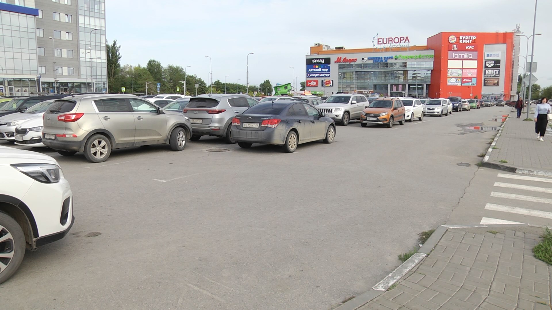 В Волгоградской области намерены создать платные парковки