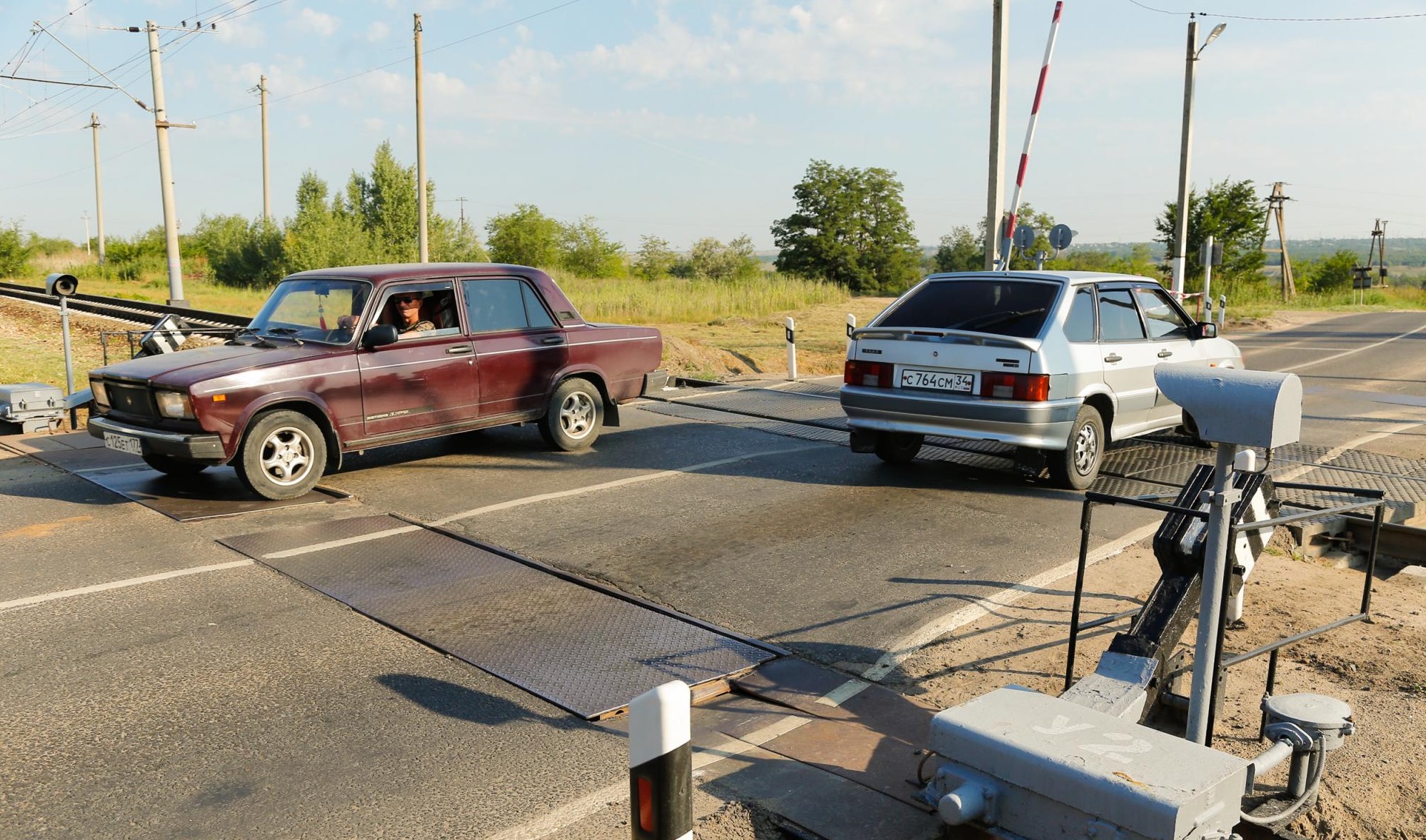 В Волгоградской области 20 марта будет ограничено движение автомобильного транспорта через ж/д переезд в пос. Эльтон