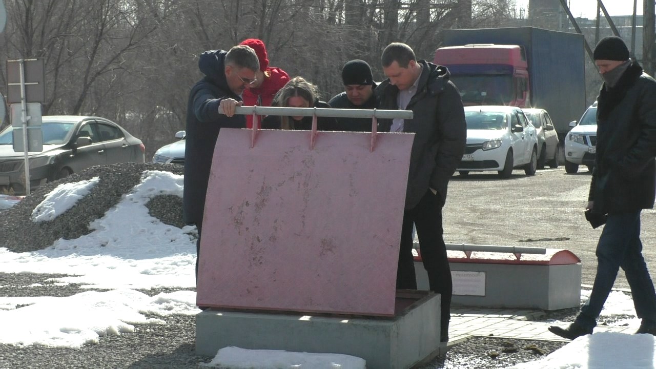 В Волжском экологическая комиссия проверила АЗС