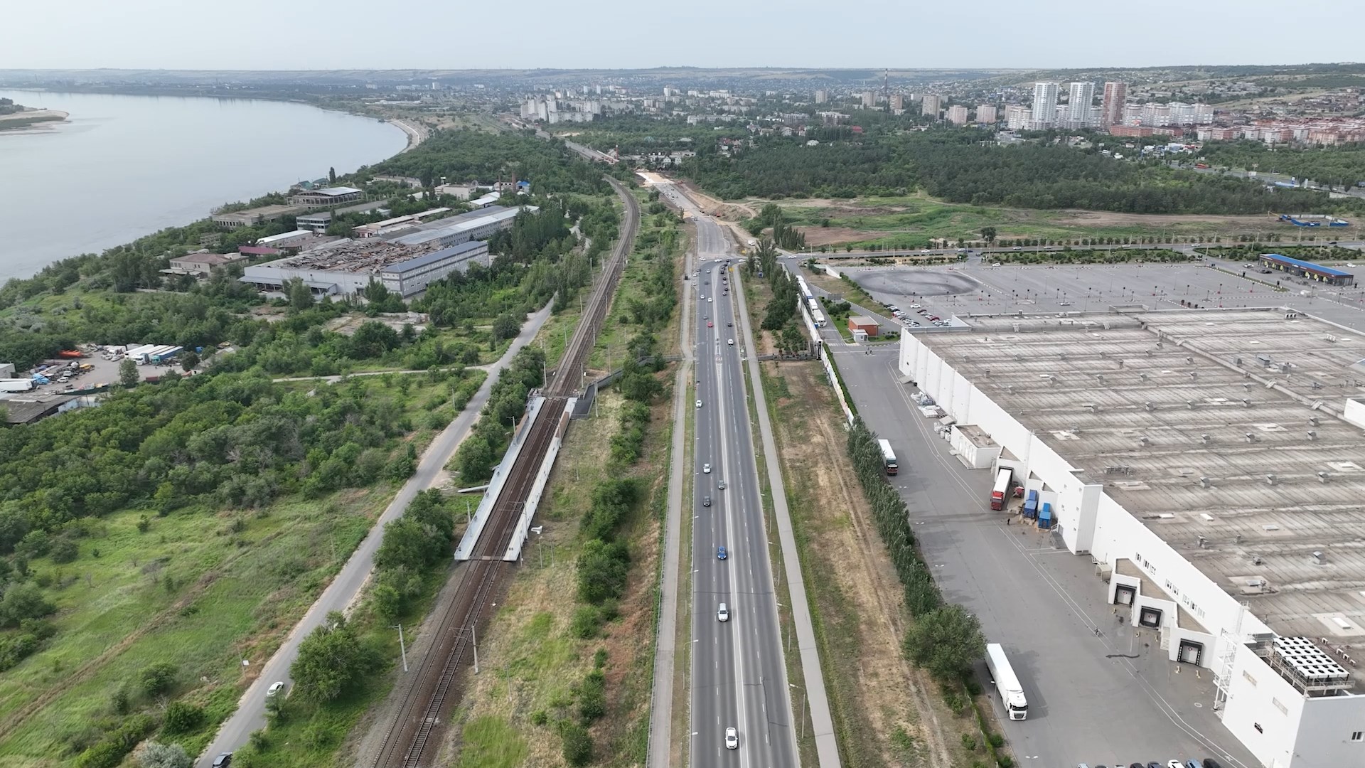 Губернатор Волгоградской области проверил ход строительства дублера Второй Продольной магистрали