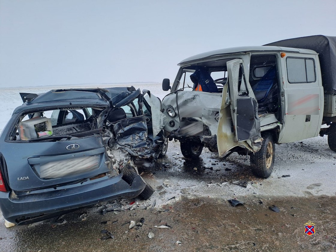 В Волгоградской области в лобовом столкновении погиб водитель | 26.01.2024  | Волгоград - БезФормата