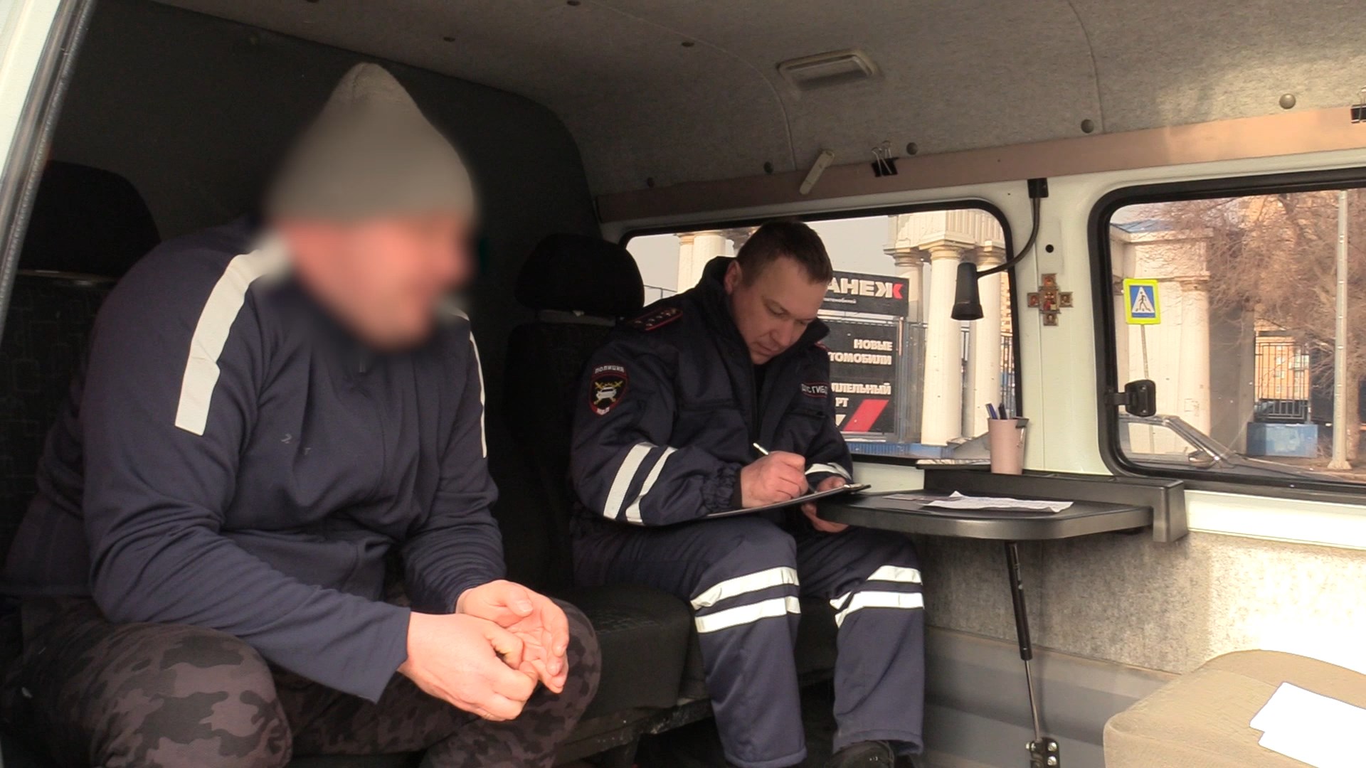Волгоградские полицейские проверили безопасность пассажирских перевозок
