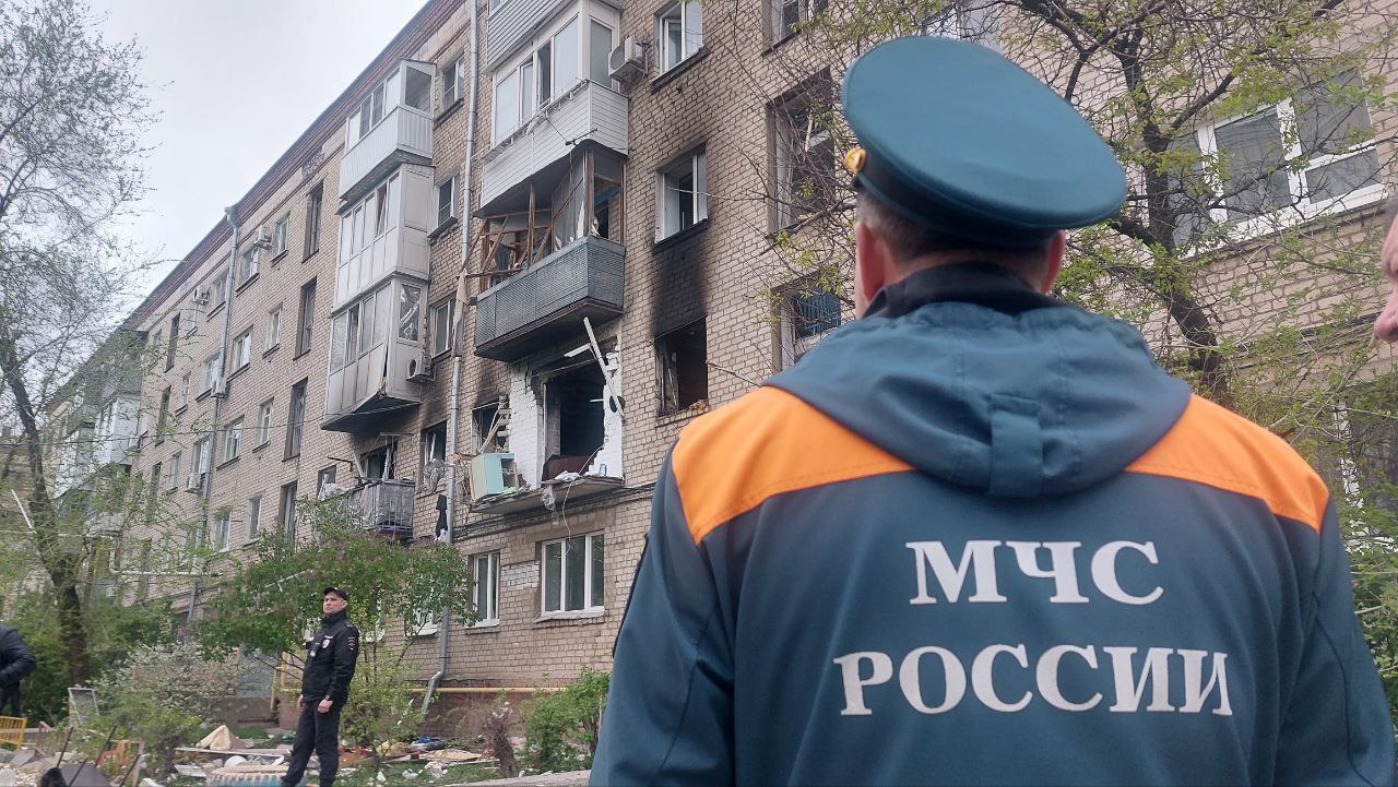 На севере Волгограда в квартире взорвался газ
