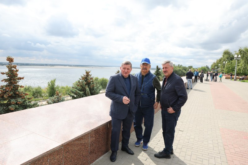 В Волгограде обсудили благоустройство нижней террасы набережной