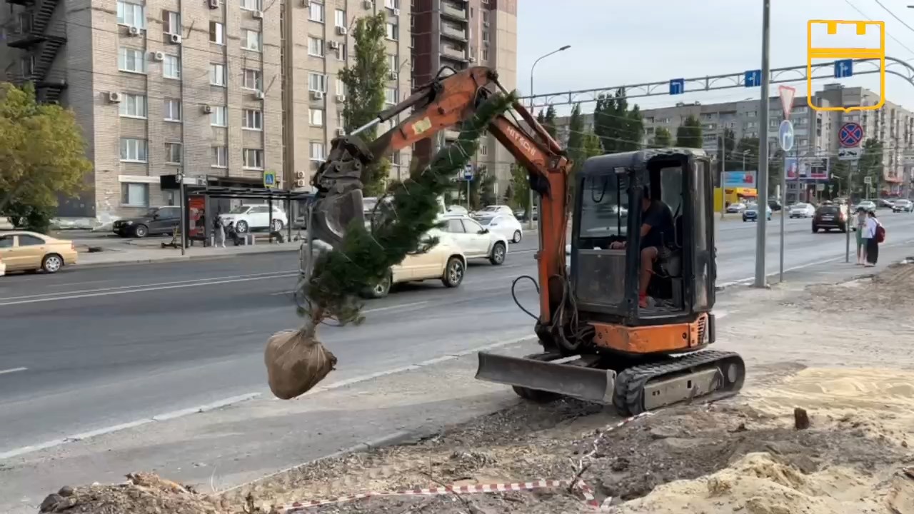 В Волгограде благоустраивают общественное пространство вдоль улицы Рокоссовского