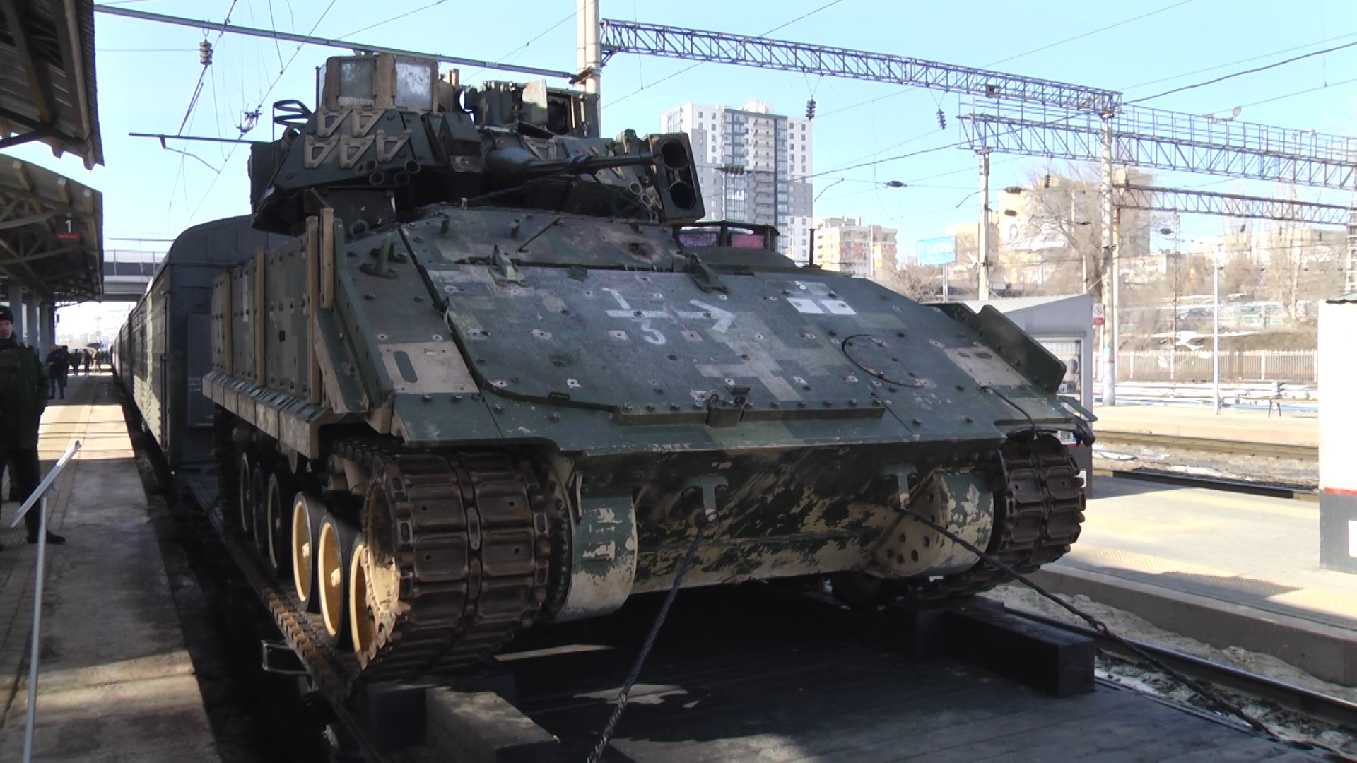 На волгоградском полигоне танкисты обкатывают новую технику